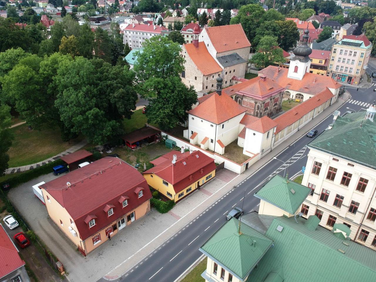 Apartman Pod Klasterem Rumburk Buitenkant foto